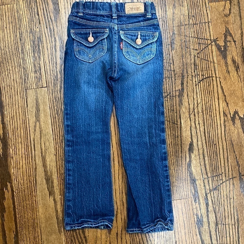 Levi’s 5 Slim Distressed Straight Leg Jeans EUC